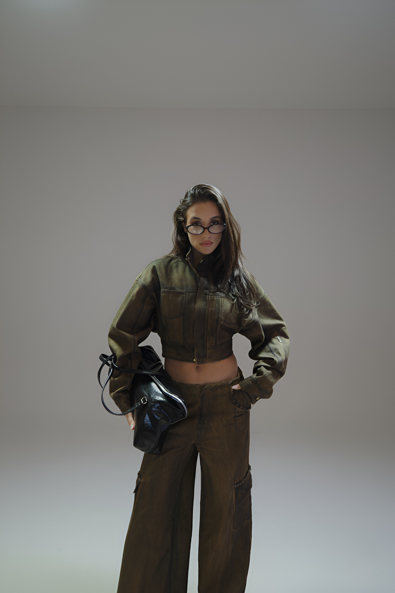 SAMPLE 01 - LAUNCHING SOON